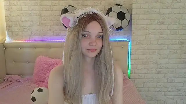 Snapshot of AnimeAlica18 chatting on July 2026 03:02:01 AM AnimeAlica18 online show from July 2026 03:02:01 AM