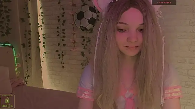 Snapshot of AnimeAlica18 chatting on July 2026 03:12:02 AM AnimeAlica18 online show from July 2026 03:12:02 AM