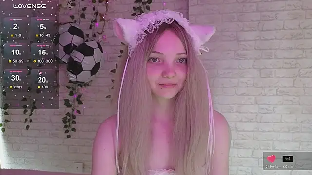 Snapshot of AnimeAlica18 chatting on July 2026 03:37:01 AM AnimeAlica18 online show from July 2026 03:37:01 AM