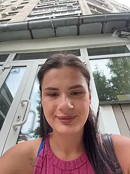 Snapshot of MiraReach chatting on July 2026 03:09:01 AM MiraReach online show from July 2026 03:09:01 AM