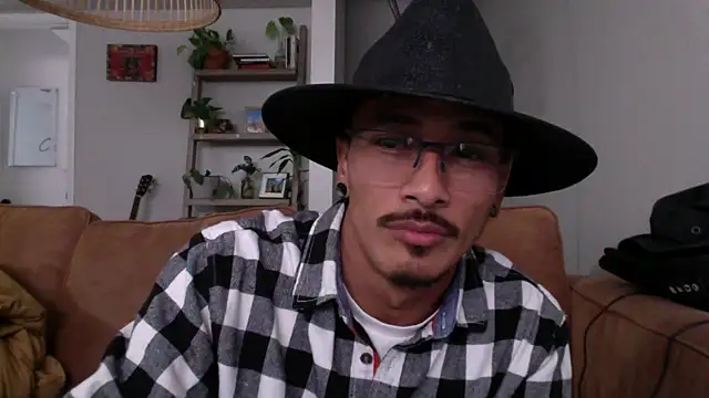 tanjir020 online show from November 2025 10:41:01 PM