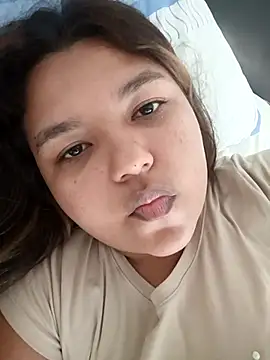 Luzky online show from November 2025 07:30:01 PM