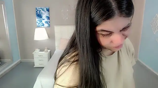 maddissonivanova online show from November 2025 07:19:02 PM