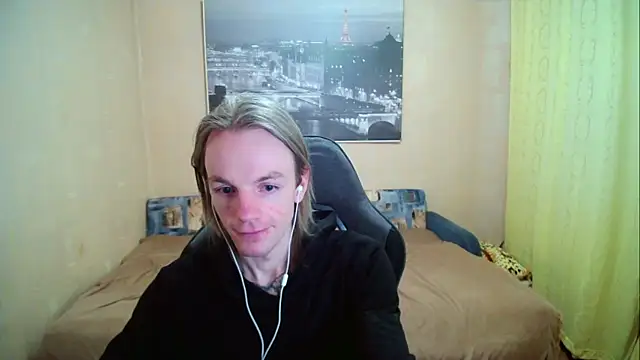 Snapshot of AdamDickens chatting on September 2025 08:12:02 PM AdamDickens online show from September 2025 08:12:02 PM