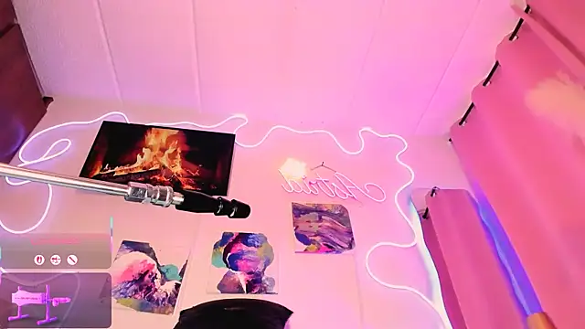 ASTRIDCHAT online show from September 2025 10:21:02 PM