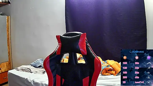 Snapshot of angelicious_ chatting on May 2026 01:17:02 PM angelicious online show from May 2026 01:17:02 PM