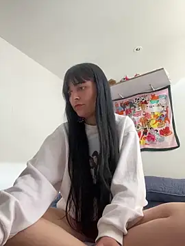 Snapshot of Abril_thompson98 chatting on September 2025 09:15:01 PM Abril thompson98 online show from September 2025 09:15:01 PM