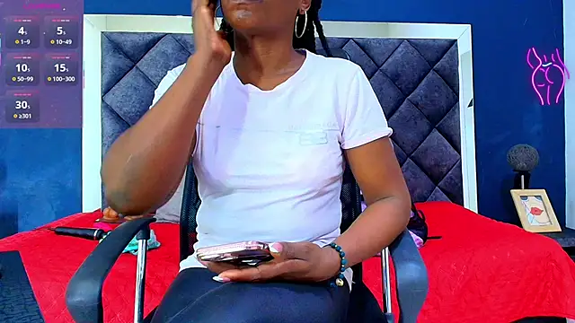 Snapshot of ebony__jheim chatting on October 2025 12:39:02 PM ebony jheim online show from October 2025 12:39:02 PM