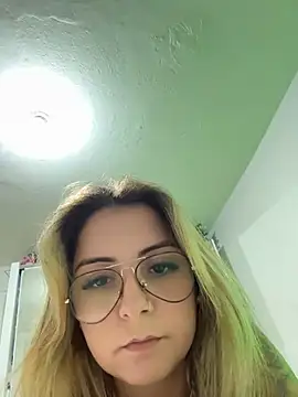 Snapshot of sophiemonroevip chatting on July 2026 01:23:01 AM sophiemonroevip online show from July 2026 01:23:01 AM