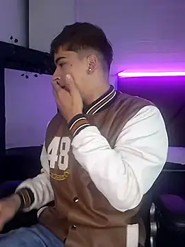 Lucass love online show from February 2026 12:53:02 PM