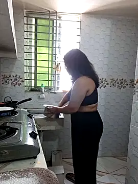 Bristy- online show from April 2026 06:51:02 AM