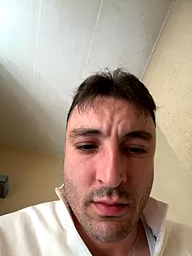 Snapshot of SemprePerverso chatting on October 2025 03:24:01 PM SemprePerverso online show from October 2025 03:24:01 PM