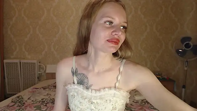 Kitkaat00 online show from July 2026 06:16:02 PM
