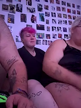 mrandmrsdarkside online show from October 2025 08:52:01 PM