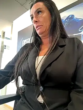 Islaymae gilf online show from October 2025 02:26:01 PM