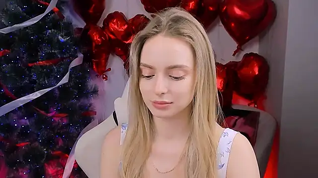 JuliaBrewwer online show from March 2026 02:32:01 PM