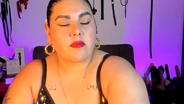 AndreaKinky online show from July 2026 10:49:02 PM