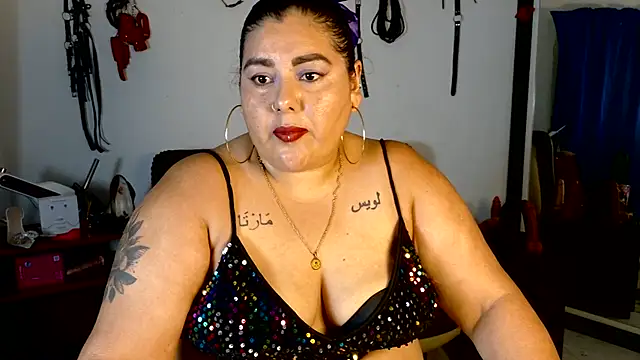 AndreaKinky online show from July 2026 09:24:02 PM
