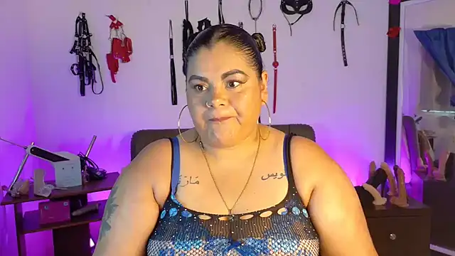 AndreaKinky online show from July 2026 09:11:01 PM