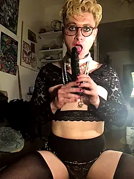 Snapshot of Sissy_Cindy_Whore chatting on September 2025 05:57:01 PM Sissy Cindy Whore online show from September 2025 05:57:01 PM