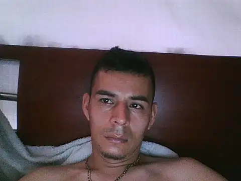 Snapshot of yersey9305 chatting on July 2026 02:20:02 PM yersey9305 online show from July 2026 02:20:02 PM