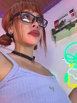 ScarlettRusso1 online show from October 2025 12:13:02 PM