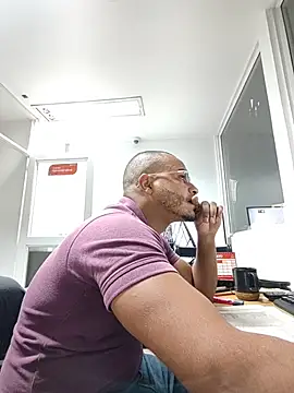 SanChacal5694 online show from May 2026 10:07:01 PM