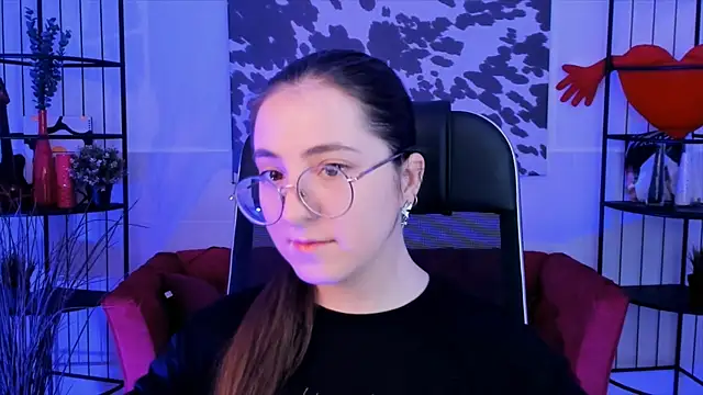 VirtuallVoyant online show from September 2025 04:16:01 AM