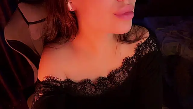 Crucio online show from April 2026 09:24:01 PM