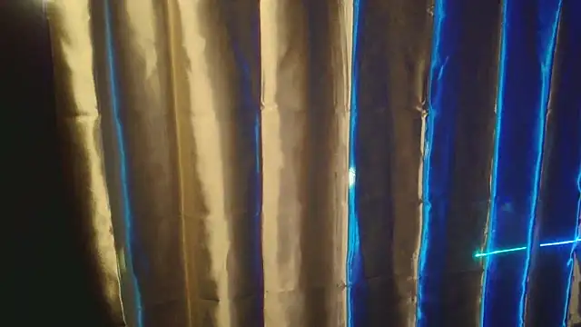 wank-over-ur-photo online show from February 2026 12:39:02 AM