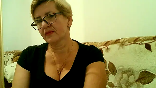 Dana4921 online show from October 2025 05:02:02 PM