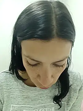 kim lebanon online show from November 2025 04:23:02 AM