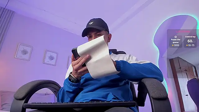 j deex online show from October 2025 02:17:02 PM