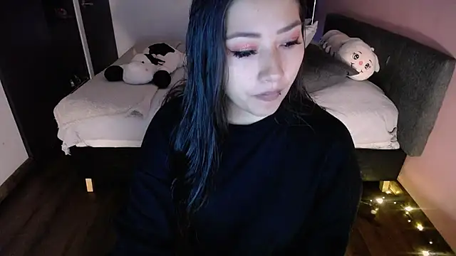 Mia 1120 online show from January 2026 07:52:02 PM