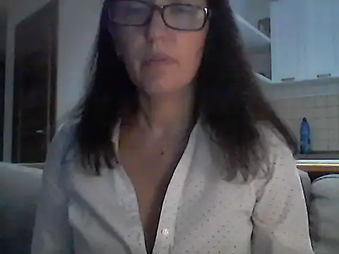 Elena48324 online show from September 2025 12:48:01 PM