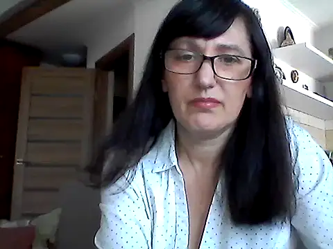 Elena48324 online show from April 2026 10:18:02 AM