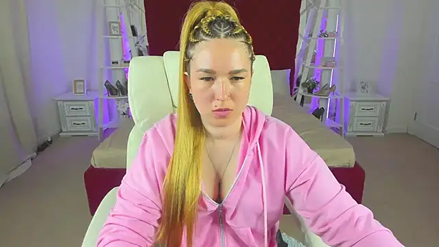 Sofii darling online show from March 2026 04:30:02 PM