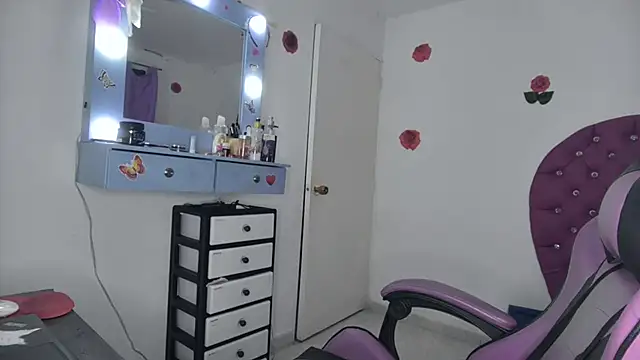 soffy rosses online show from April 2026 02:25:02 AM