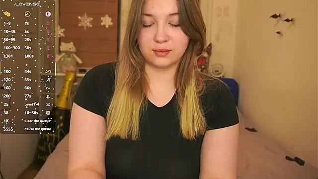 CuteSharloti online show from February 2026 07:20:01 PM