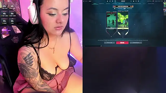 Snapshot of EternaAura chatting on October 2025 03:09:01 PM EternaAura online show from October 2025 03:09:01 PM