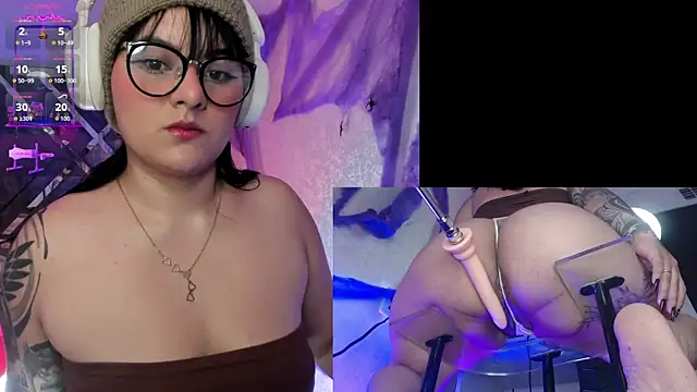 Snapshot of EternaAura chatting on October 2025 01:01:01 PM EternaAura online show from October 2025 01:01:01 PM