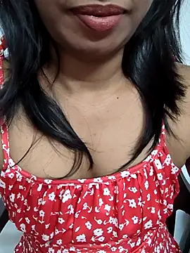 Snapshot of tamil_Aarathi chatting on October 2025 05:23:02 PM tamil Aarathi online show from October 2025 05:23:02 PM