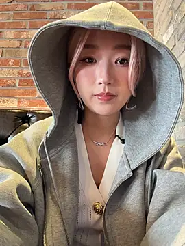 winter11 online show from March 2026 06:08:02 AM