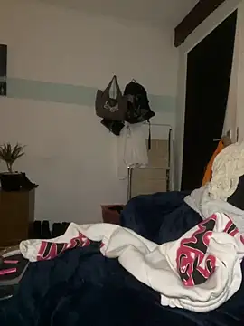 Seductively4 20 online show from November 2025 05:39:01 AM