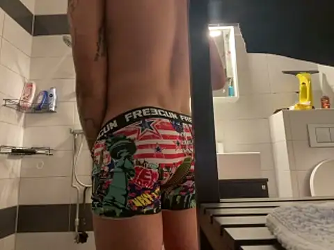 Tholel420 online show from November 2025 06:03:02 PM