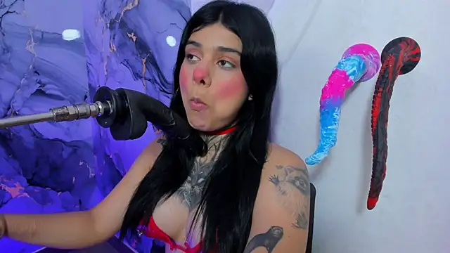 Emily Evo online show from July 2026 12:14:01 PM