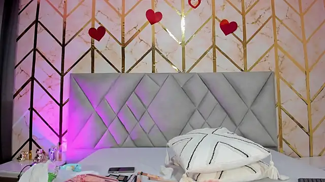 Cassidy 14 online show from April 2026 08:42:02 PM