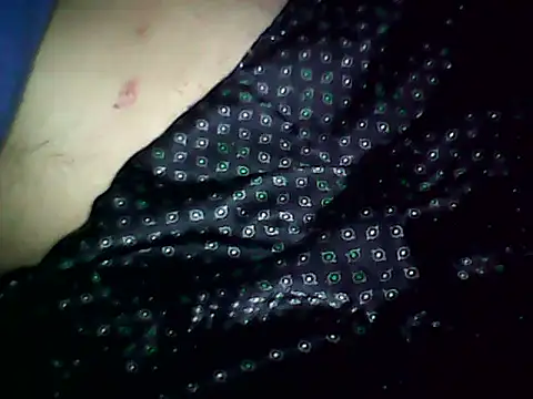 Snapshot of 20cmloiro chatting on September 2025 01:51:02 AM 20cmloiro online show from September 2025 01:51:02 AM