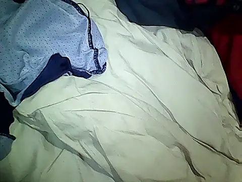 Snapshot of 20cmloiro chatting on September 2025 08:42:02 AM 20cmloiro online show from September 2025 08:42:02 AM