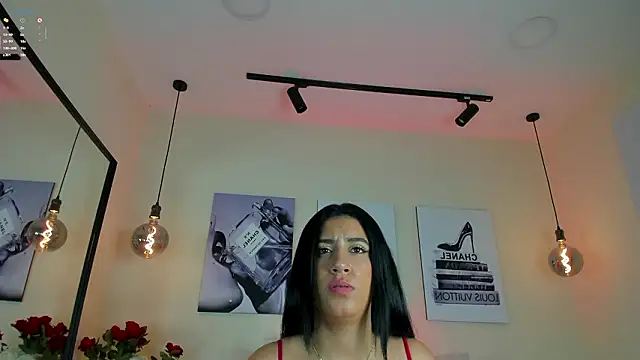 Samantha hotly online show from February 2026 04:25:01 PM